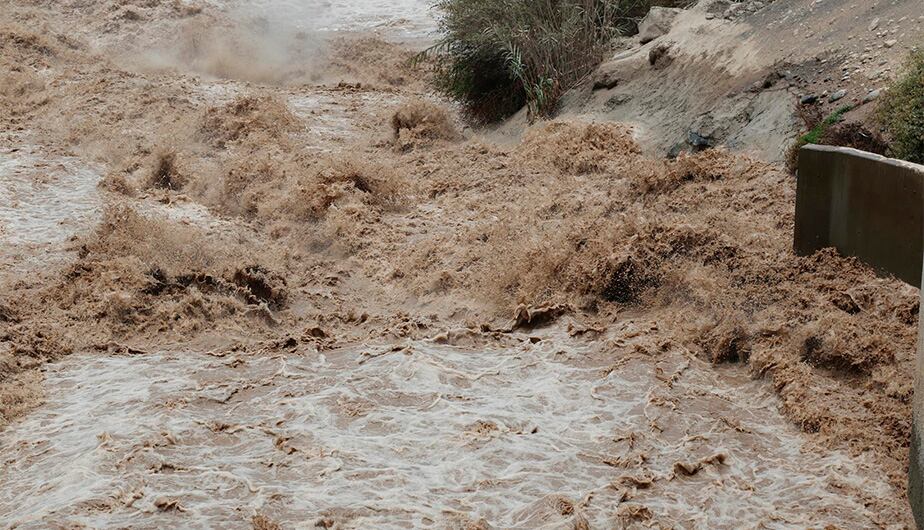 Un total de 1′451,799 personas a nivel nacional estarían en riesgo muy alto ante la ocurrencia de deslizamientos, flujos de detritos o huaycos entre otros tipos de movimientos en masa. (Foto: Sedapal)