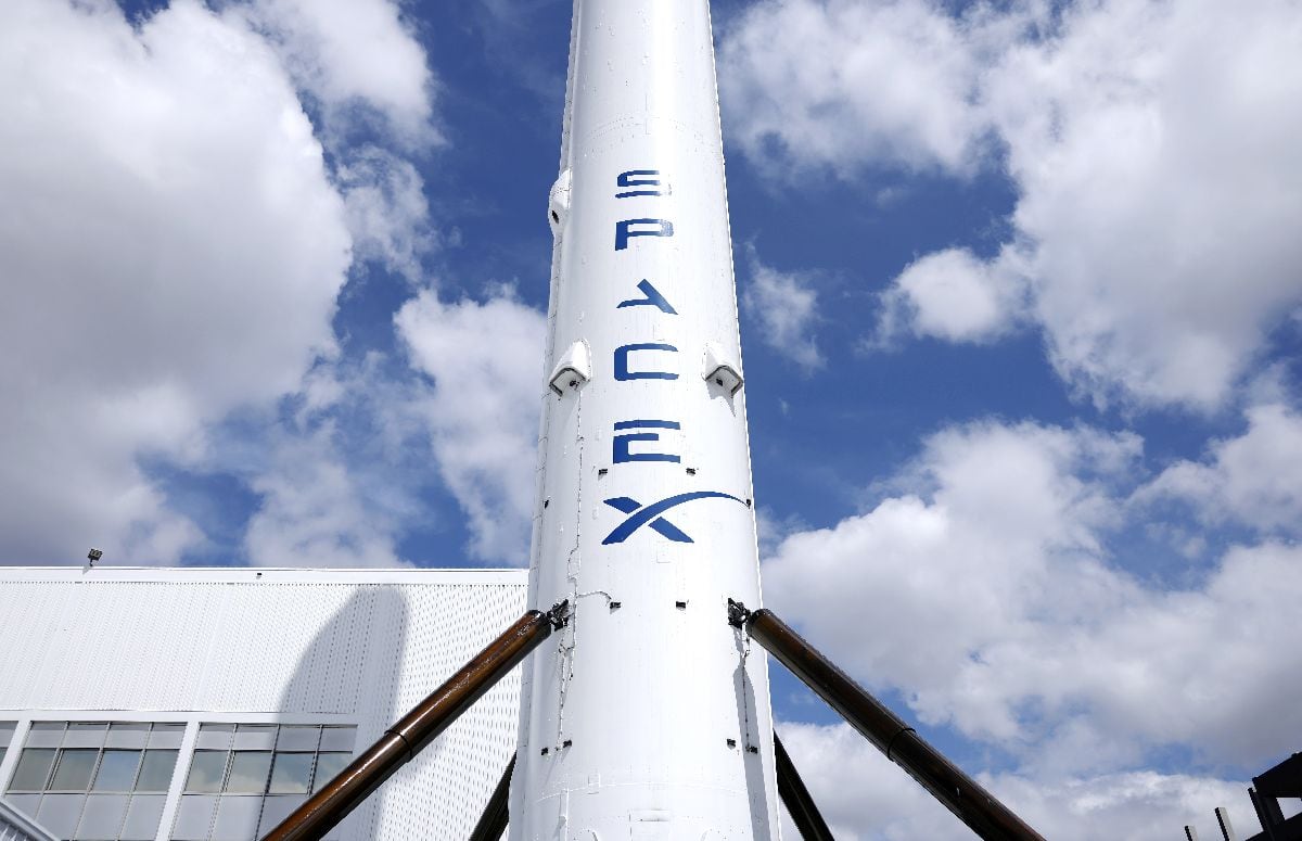 HAWTHORNE, CALIFORNIA - APRIL 02: A SpaceX Falcon 9 rocket is displayed at a SpaceX facility on April 2, 2026 in Hawthorne, California. Elon Musks rocket and satellite company SpaceX has confidentially filed for an initial public offering (IPO) in what may be one of the largest public offerings in history. (Photo by Mario Tama/Getty Images)