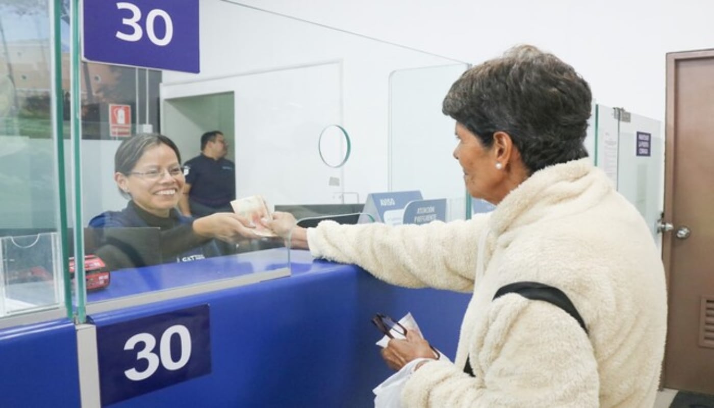 El contribuyente puede optar por pagar el impuesto al contado hasta fines de febrero o fraccionarlo en cuatro cuotas trimestrales. Foto: SAT