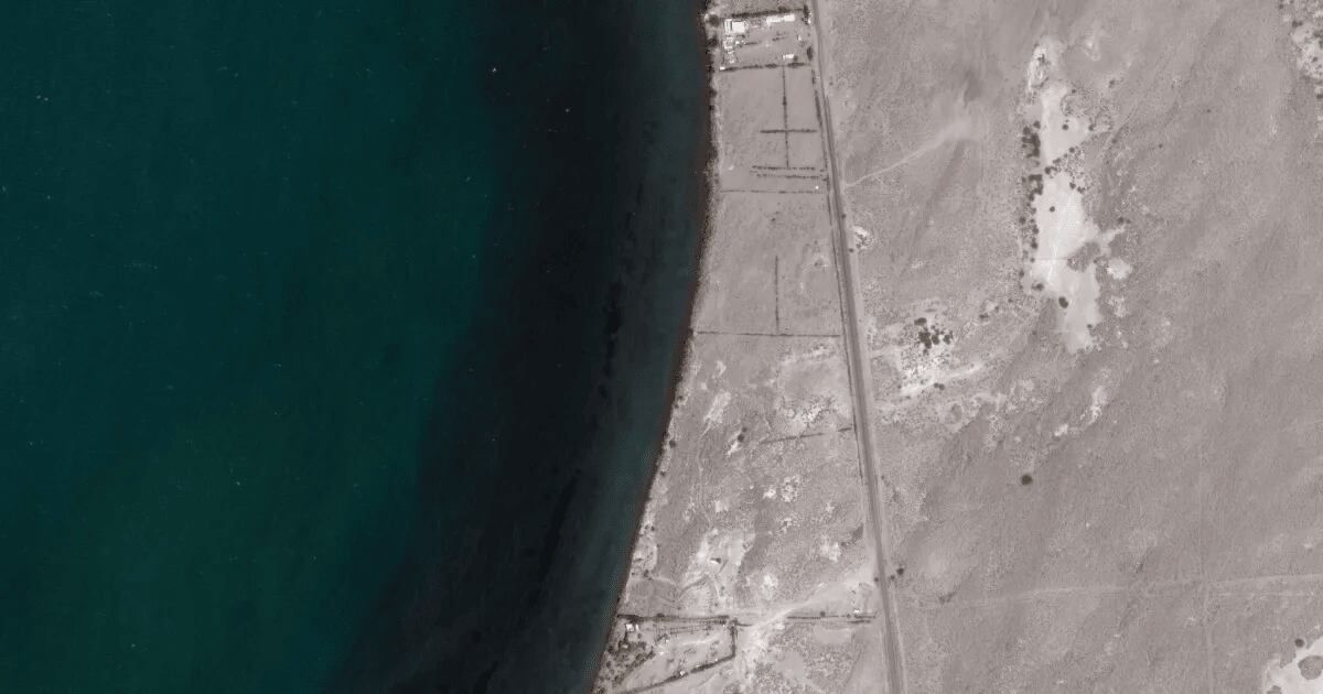 El ejército estadounidense anunció el domingo que había derribado un misil de crucero que tenía como objetivo un destructor en el sur del mar Rojo. (Foto: AFP)