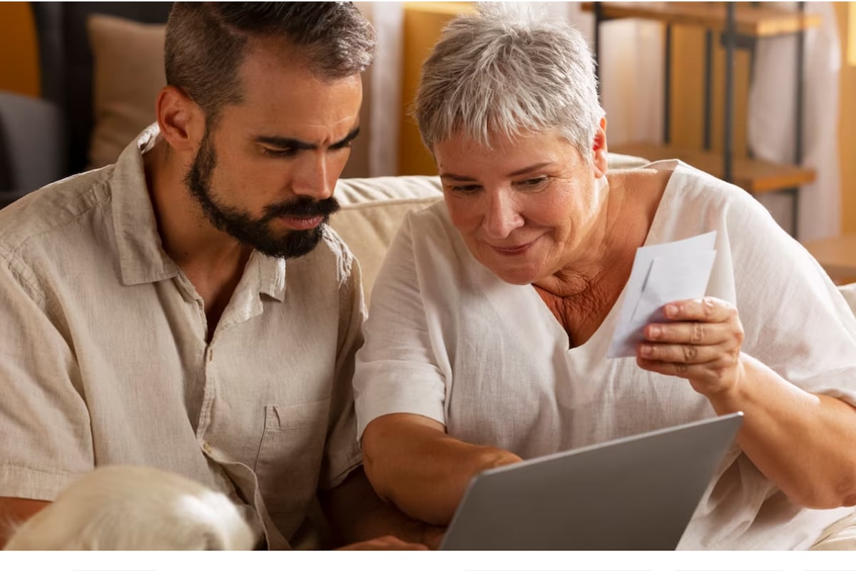 Cuando uno de los padres tiene una incapacidad o fallece, los beneficios de Seguro Social ayudan a estabilizar el futuro financiero de la familia (Foto: Freepik)