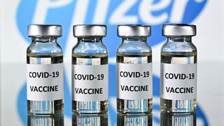 ¿Qué supone la aprobación definitiva de la vacuna de Pfizer?