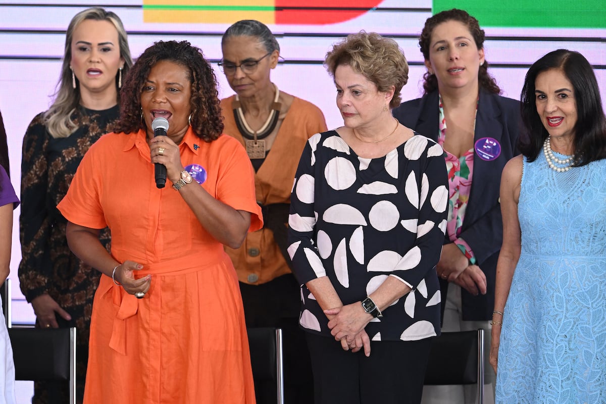 Dilma se convirtió en la primera mujer presidenta de Brasil, en 2011. A mediados del 2016 fue destituida por el Senado. Foto: EVARISTO SA / AFP