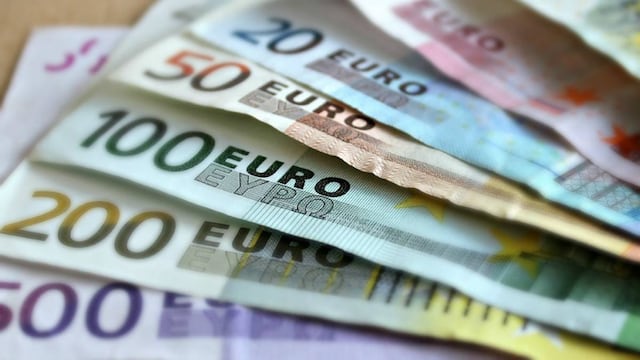 El hombre que creó los billetes de euro augura nuevas polémicas por el cambio de diseño
