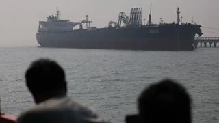 Precios del petróleo superan los US$ 110 el barril tras amenazas de Trump