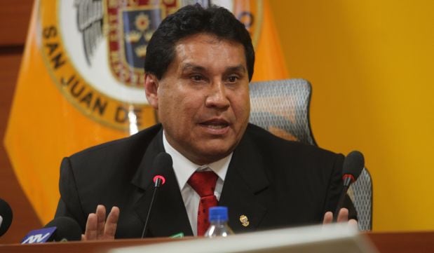 PJ condena a 9 años de prisión al exalcalde de SJL, Carlos Burgos, por compra de un helicóptero. (Foto: USI)