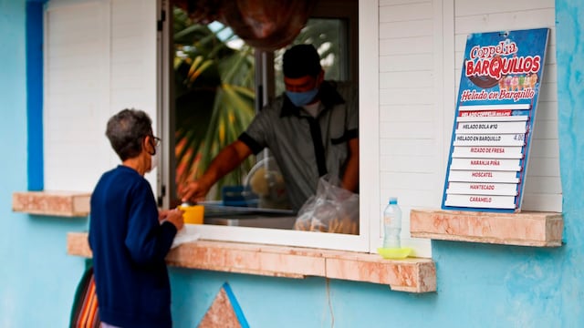 Un famoso helado cataliza el malestar por el alza de los precios en Cuba 