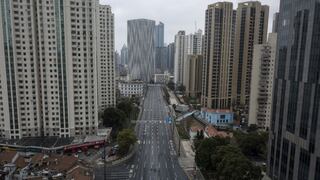 Shanghái y Cantón rebajan nivel de alerta tras contención del virus en China