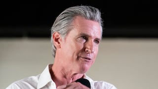 Newsom firma nueva ley tributaria en California: estos son los cambios que afectarán los impuestos
