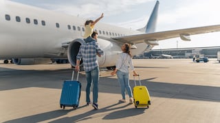 Viajes con menores de edad: los permisos necesarios y las implicancias legales