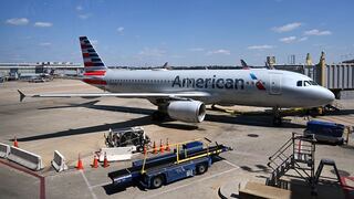American Airlines profundiza pérdidas por la COVID-19 y siente los rebrotes 
