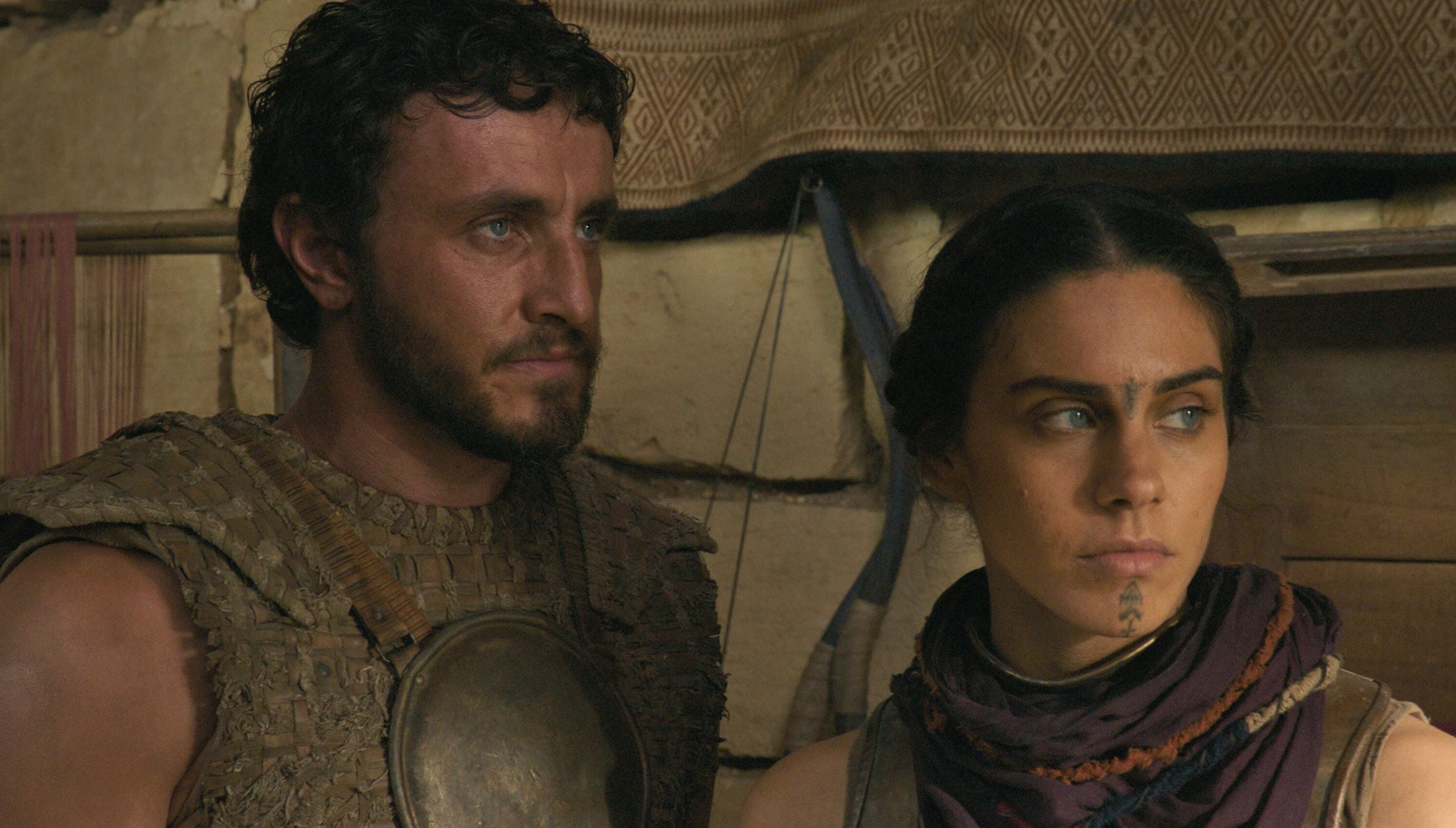 Paul Mescal como Lucius Verus y Yuval Gonen como Arishat en la película "Gladiador II" (Foto: Paramount Pictures)