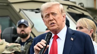 Trump amenaza con desplegar al ICE en aeropuertos si no hay acuerdo con demócratas