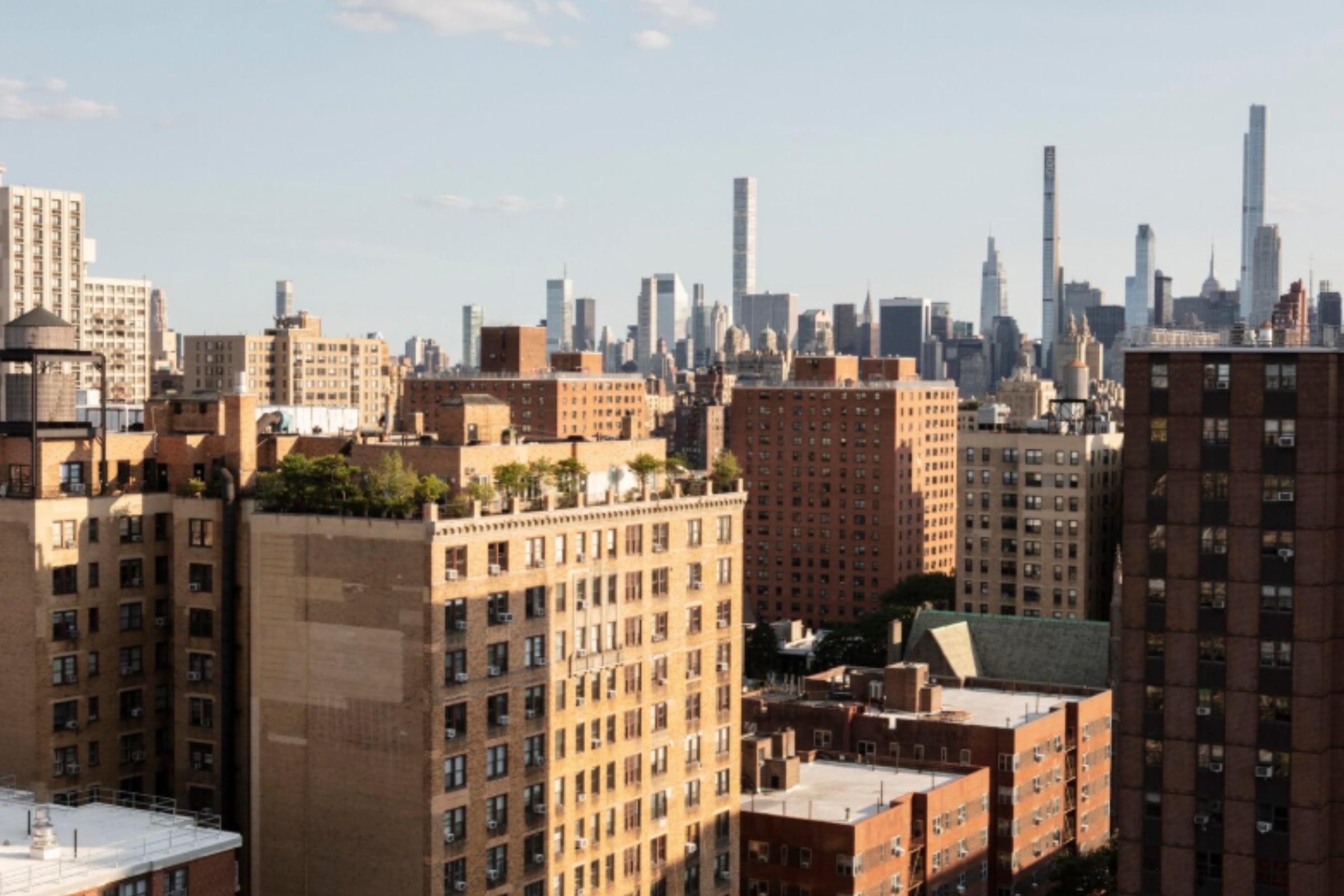 Entre las opciones disponibles destacan apartamentos en Sunnyside, Gowanus y East Harlem con rentas mucho más bajas que el promedio de la ciudad. (Foto: Freepik / Imagen referencial)