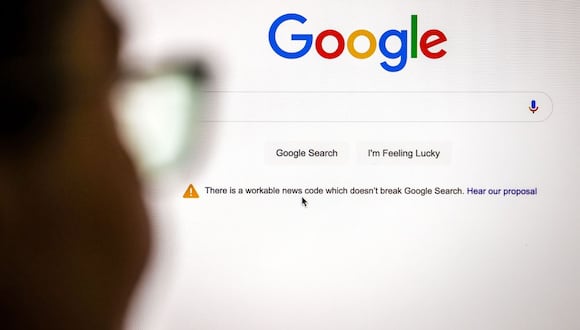 Google le dijo a la AFP en un correo electrónico que su actualización fue diseñada específicamente para proporcionar a los usuarios “menos resultados que parezcan hechos para motores de búsqueda”. Foto: David Gray/Bloomberg