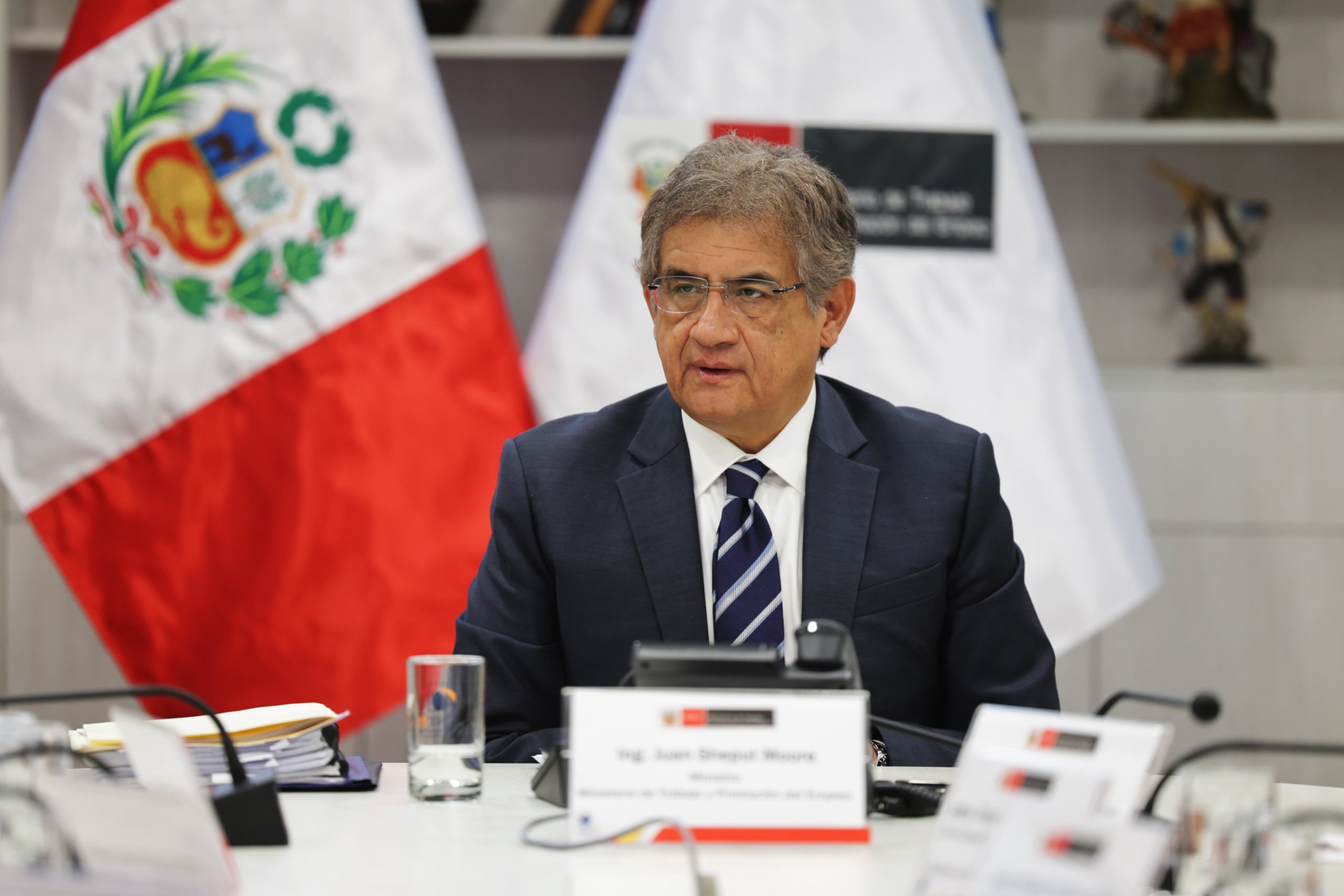 RMV, tercerización y plataformas digitales entran al diálogo previo del CNT