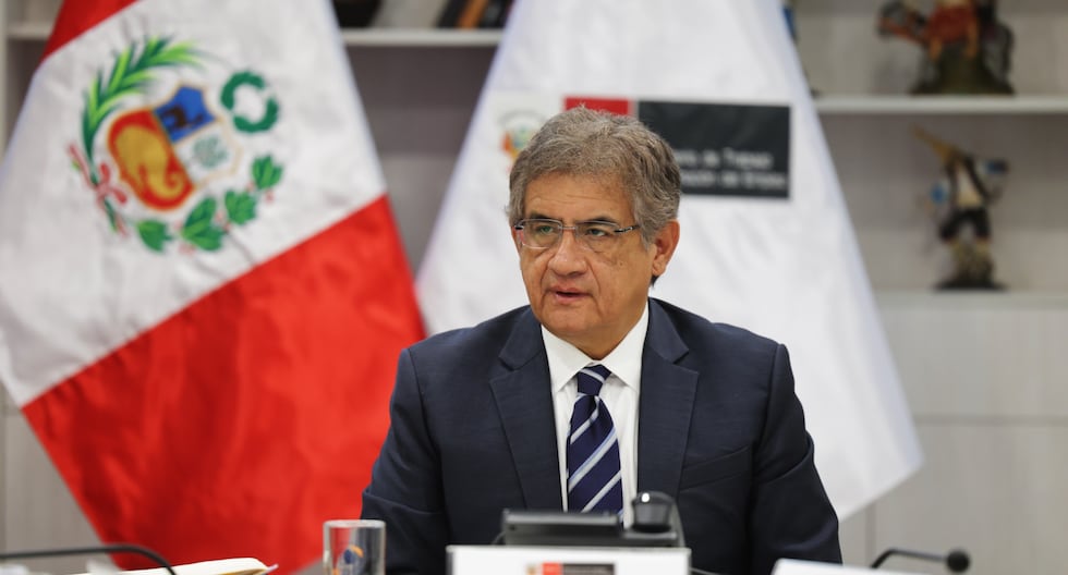 MTPE Lanza Comisión para Evaluar Impacto de IA en el Mercado Laboral