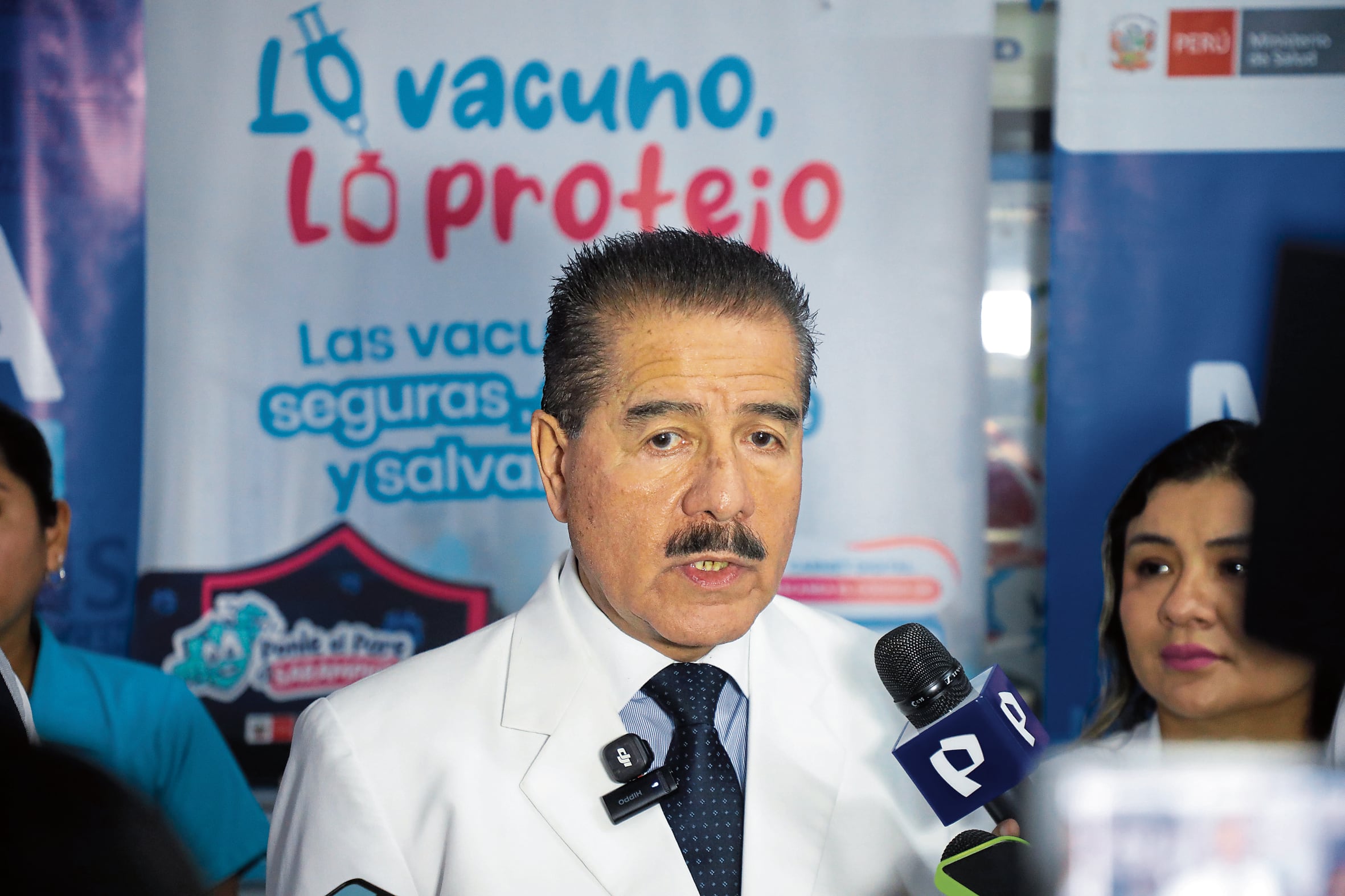 El ministro Luis Quiroz alega "temas personales" para dejar el cargo, indicó la premier Miralles. Foto: difusión