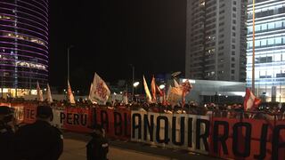Perú-Uruguay: el blanco y el rojo se dejan sentir en Montevideo
