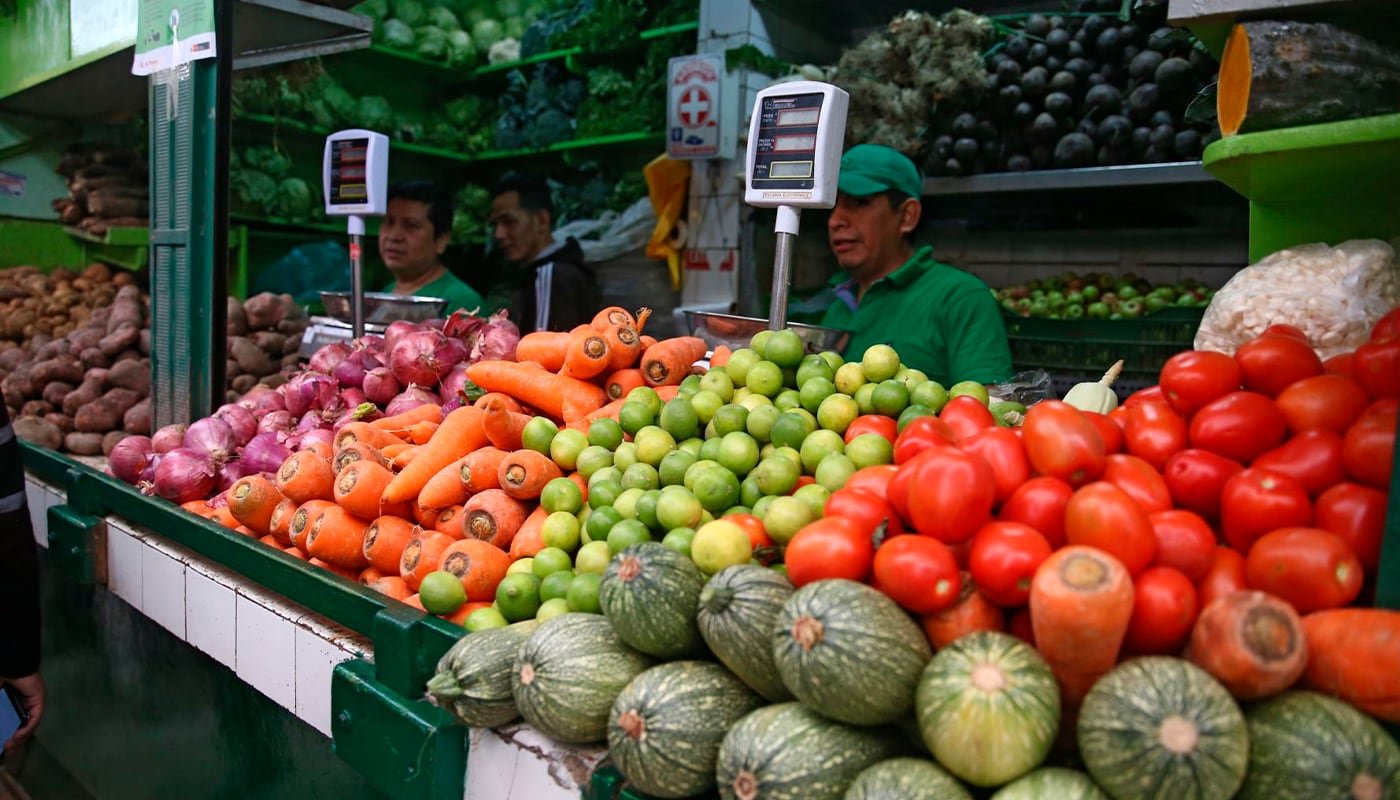 Los 10 productos que marcaron “la pauta” de precios en septiembre. | Foto: Andina