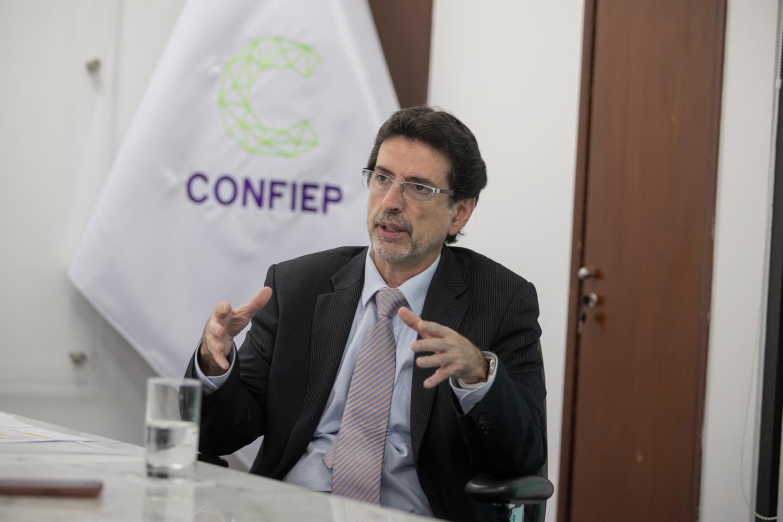 El presidente del gremio, Jorge Zapata, estimó la informalidad estimó en alrededor del 70% al 73% de PEA, un segmento que, según afirmó, carece de todos los beneficios laborales. (Foto: Hugo Pérez/ GEC)