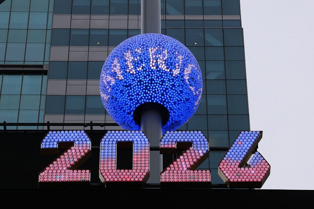 La caída de la esfera en el One Times Square es uno de los eventos más esperados para despedir la Nochevieja. (Crédito: TIMOTHY A. CLARY / AFP)