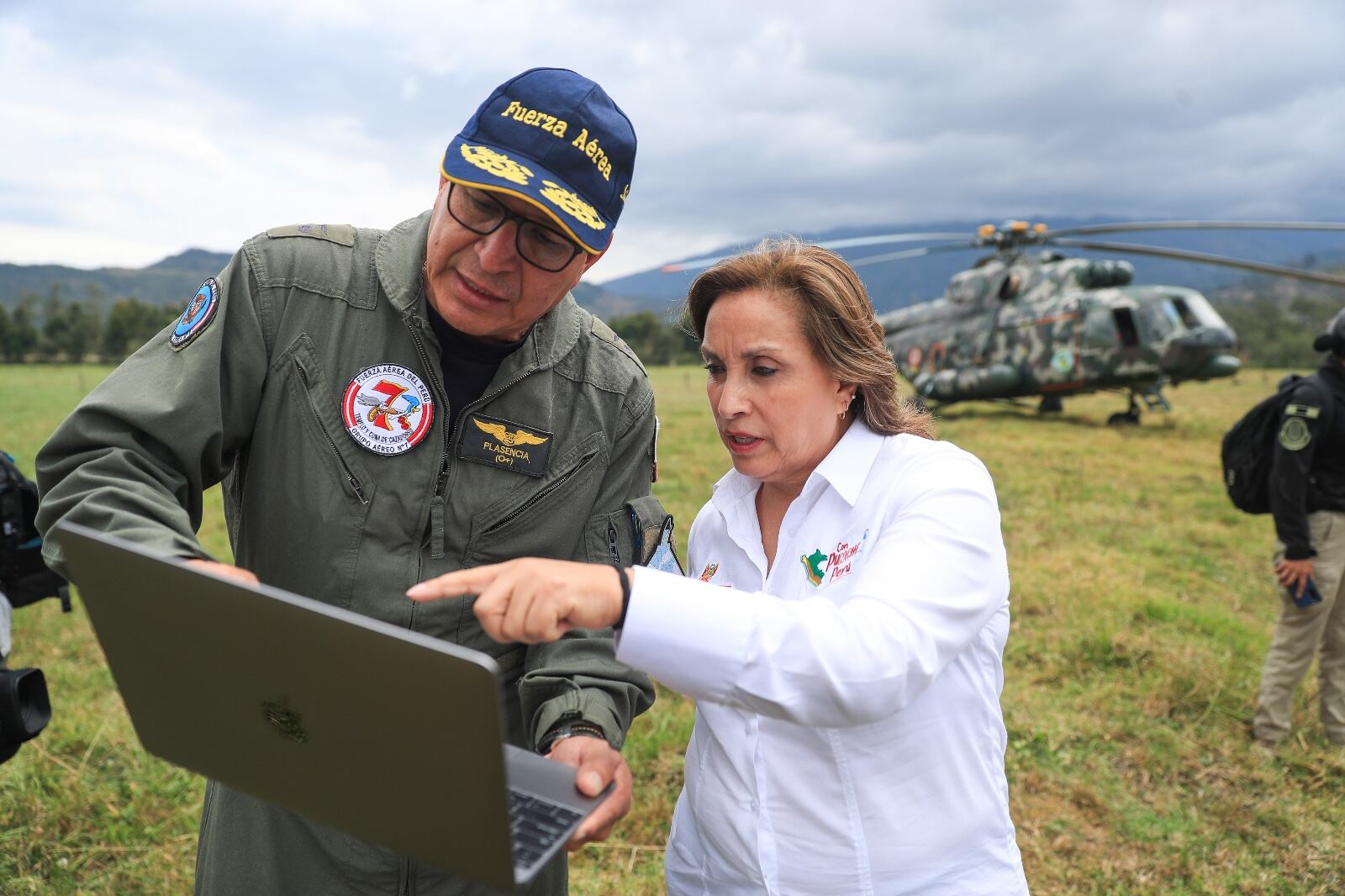 Dina Boluarte supervisa acciones contra incendios forestales Foto: Presidencia.