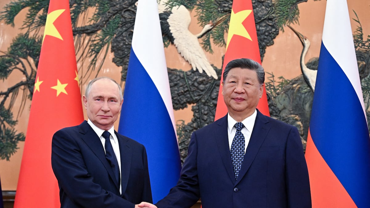 Rusia busca cooperación en IA y tecnologías digitales con China