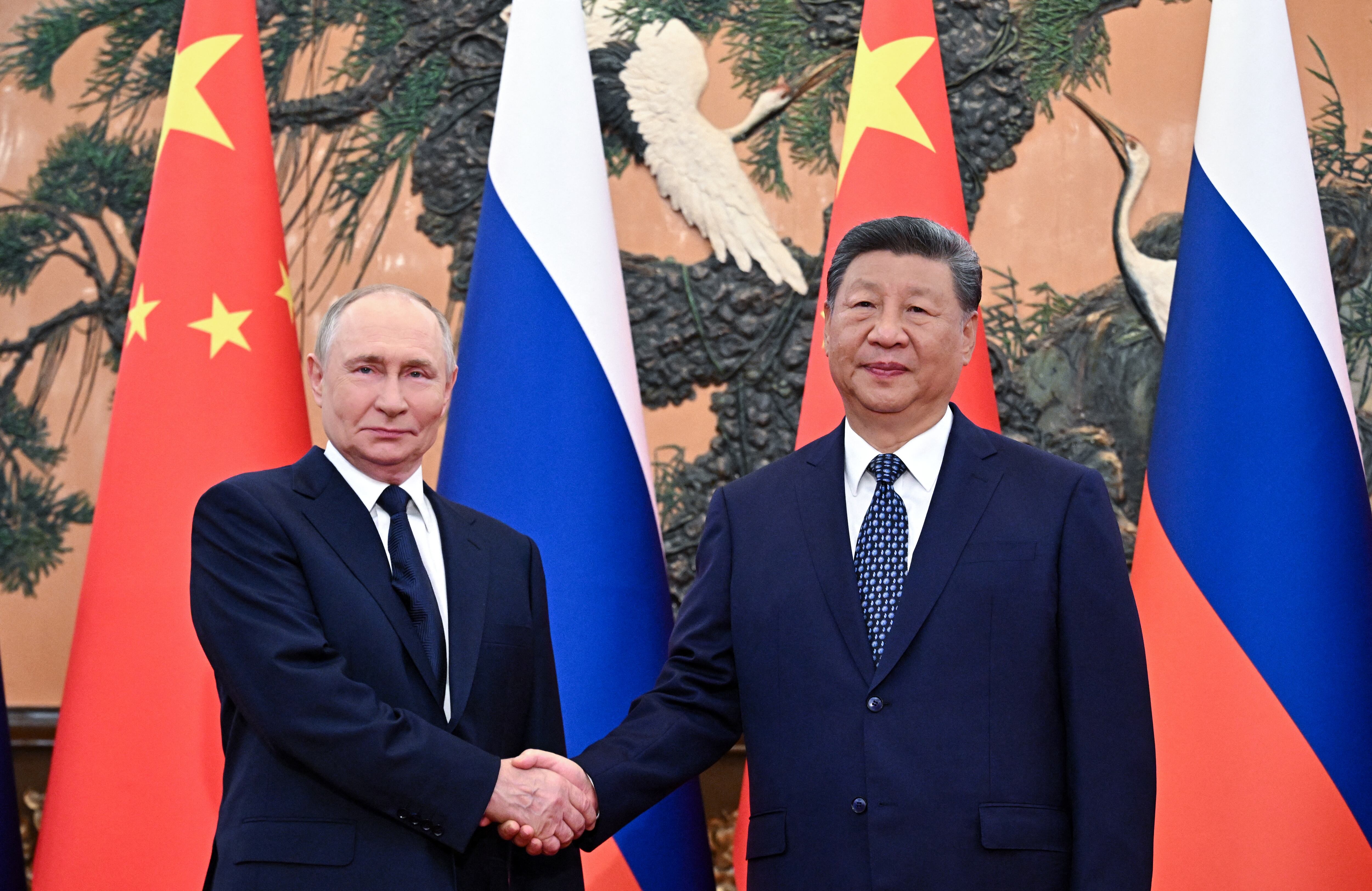 Rusia busca cooperación en IA y tecnologías digitales con China- (Foto de Sergey Bobylev / AFP).