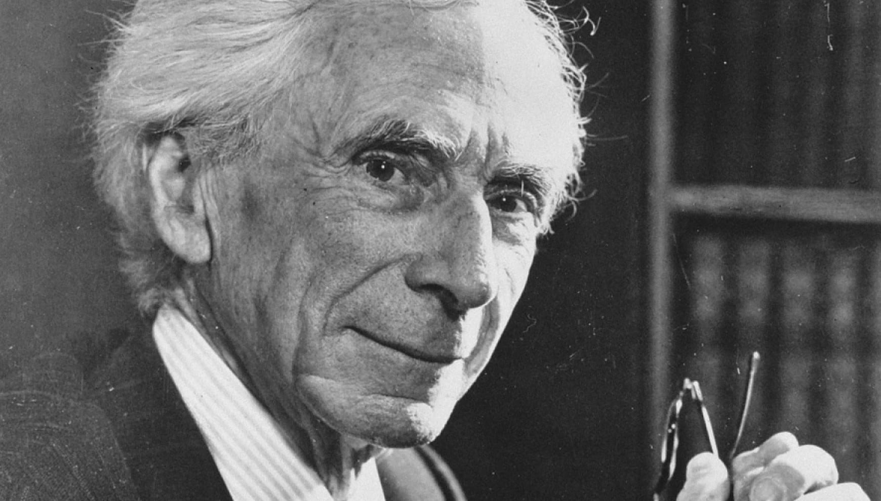 Bertrand Russell afirmó que la felicidad no depende de conseguir todo lo que deseamos en la vida. | Crédito: psicologiaymente.com