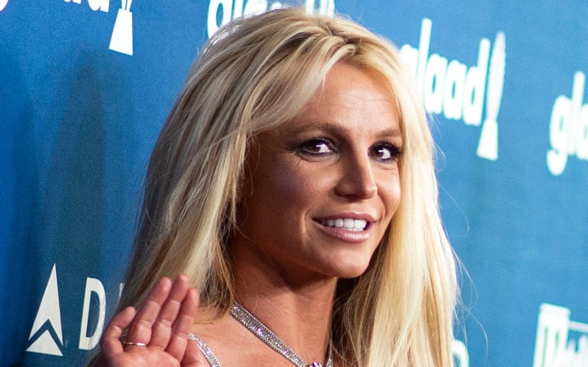 Britney Spears declaró en redes sociales que sufrió “daño cerebral” debido a un periodo prolongado de confinamiento en el que, según ella, no podía usar su cuerpo libremente. (Foto: VALERIE MACON / AFP)