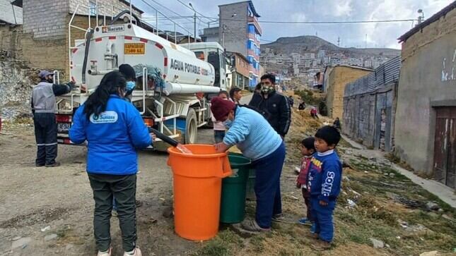 Miguel Ángel Jiménez Romero reconoce su firma y DNI en los contratos, pero niega tener conocimiento de los contratos, e incluso señala que su identidad ha sido falsificada. (Foto: gob.pe)