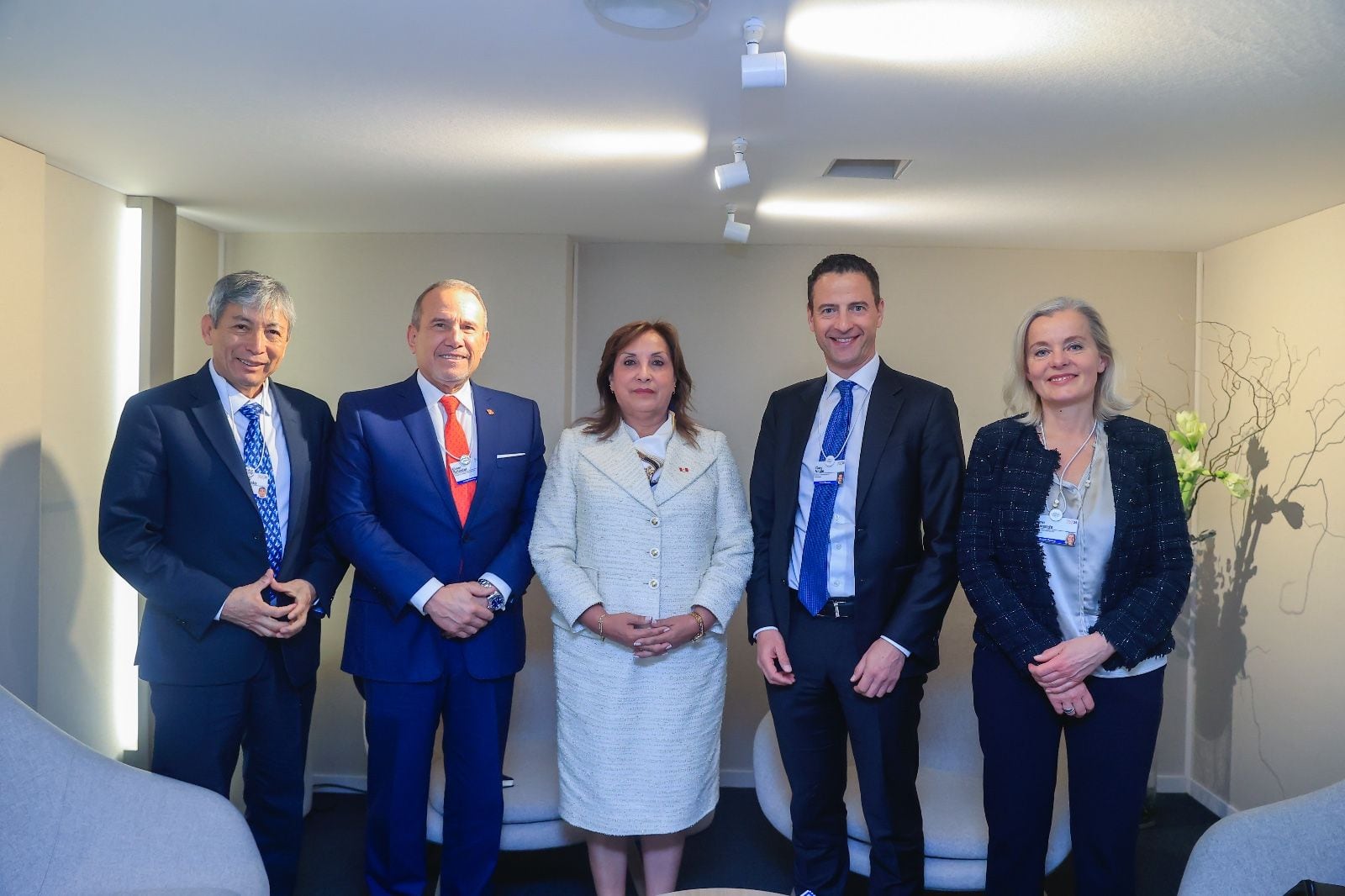 La mandataria del Perú, Dina Boluarte, se encuentra en Davos (Suiza), donde participa de la reunión anual del Foro Económico Mundial.