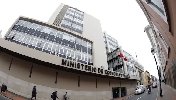 El fondo, conformado por impuestos, sirve para asegurar el funcionamiento de las municipalidades distritales y provinciales del Perú.