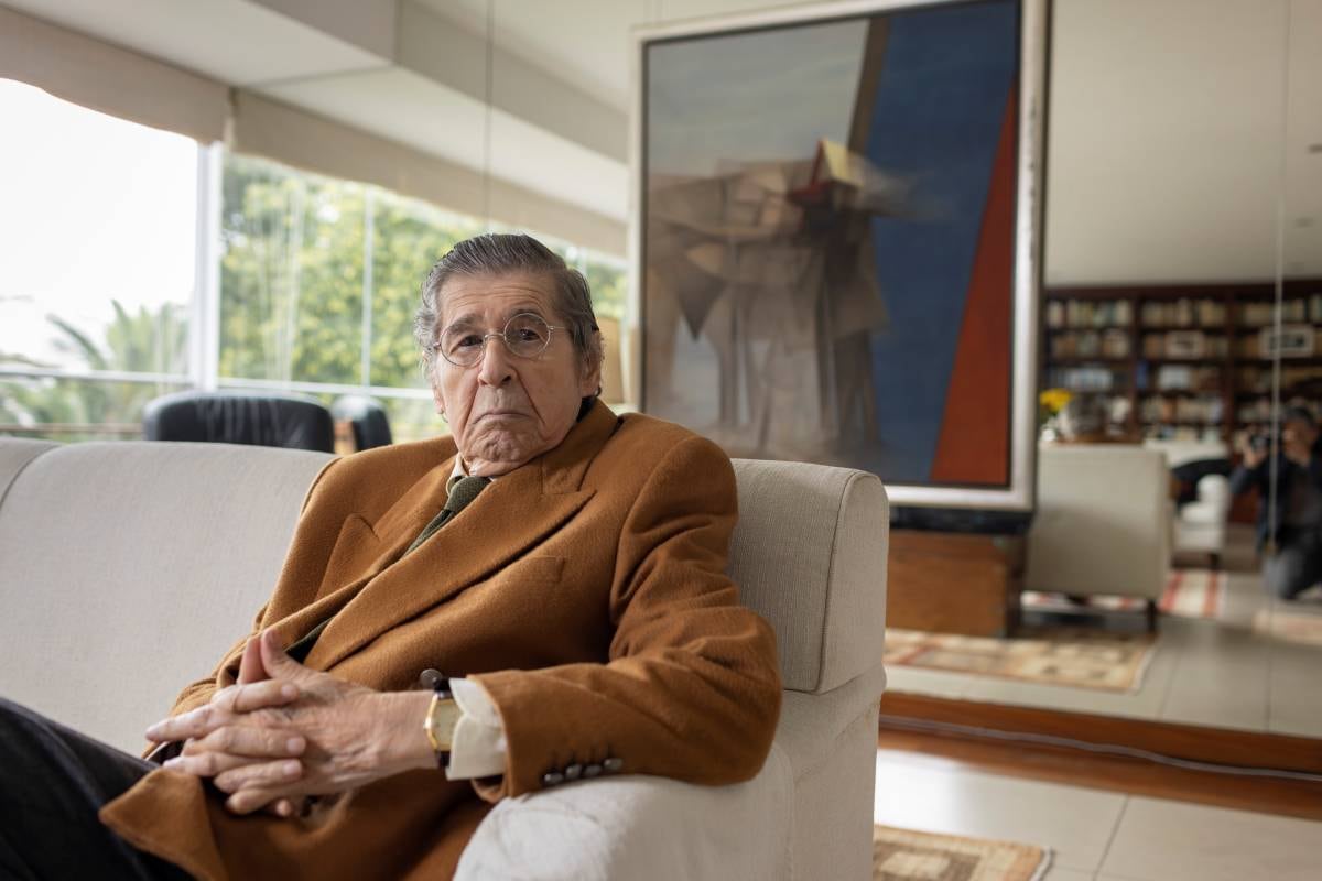 Alfredo Bryce Echenique en la última entrevista que dio a El Comercio, desde su vivienda en San Isidro.