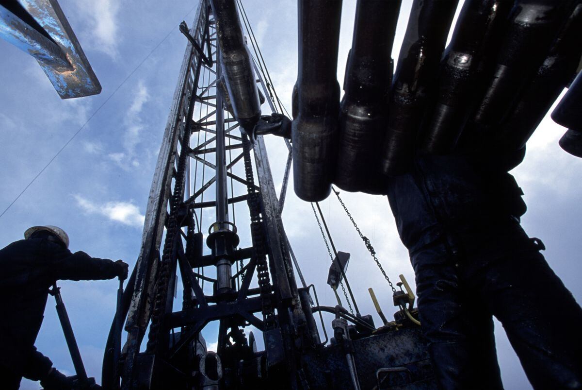 Los científicos han dicho que las empresas mexicanas, incluida la petrolera estatal Pemex, están atrasadas en sus obligaciones de identificar, reportar y mitigar las emisiones de su infraestructura. (Foto: Bloomberrg)