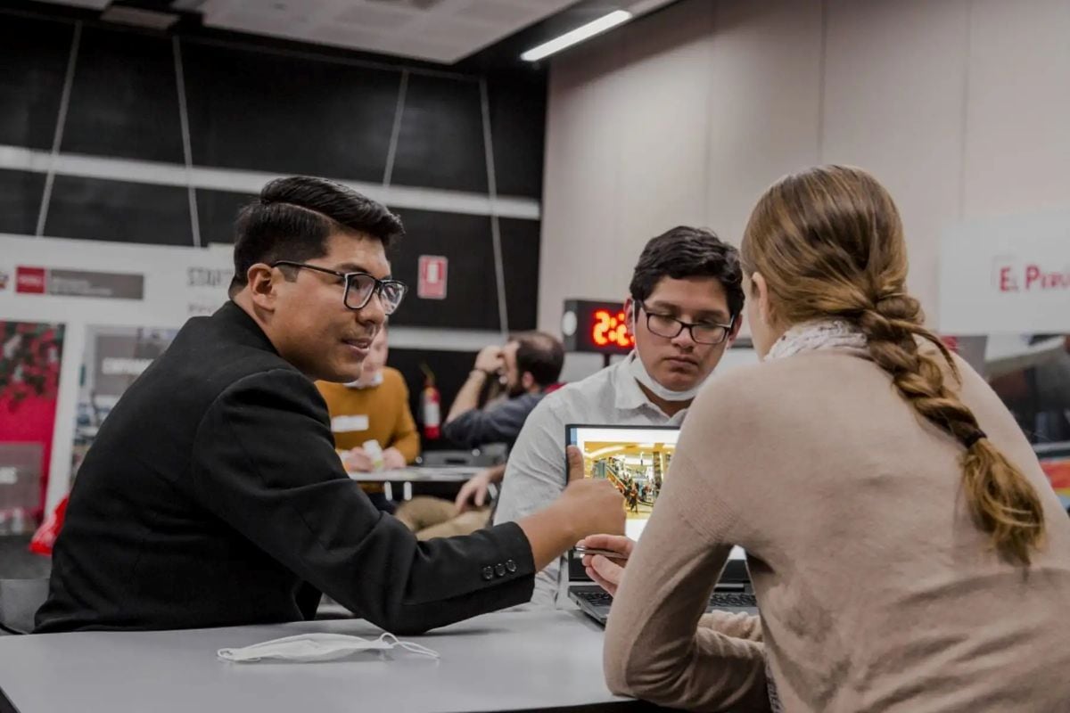 Falta de validación, financiamiento y articulación limita que la innovación se convierta en crecimiento económico. Foto: Andina/Referencial.