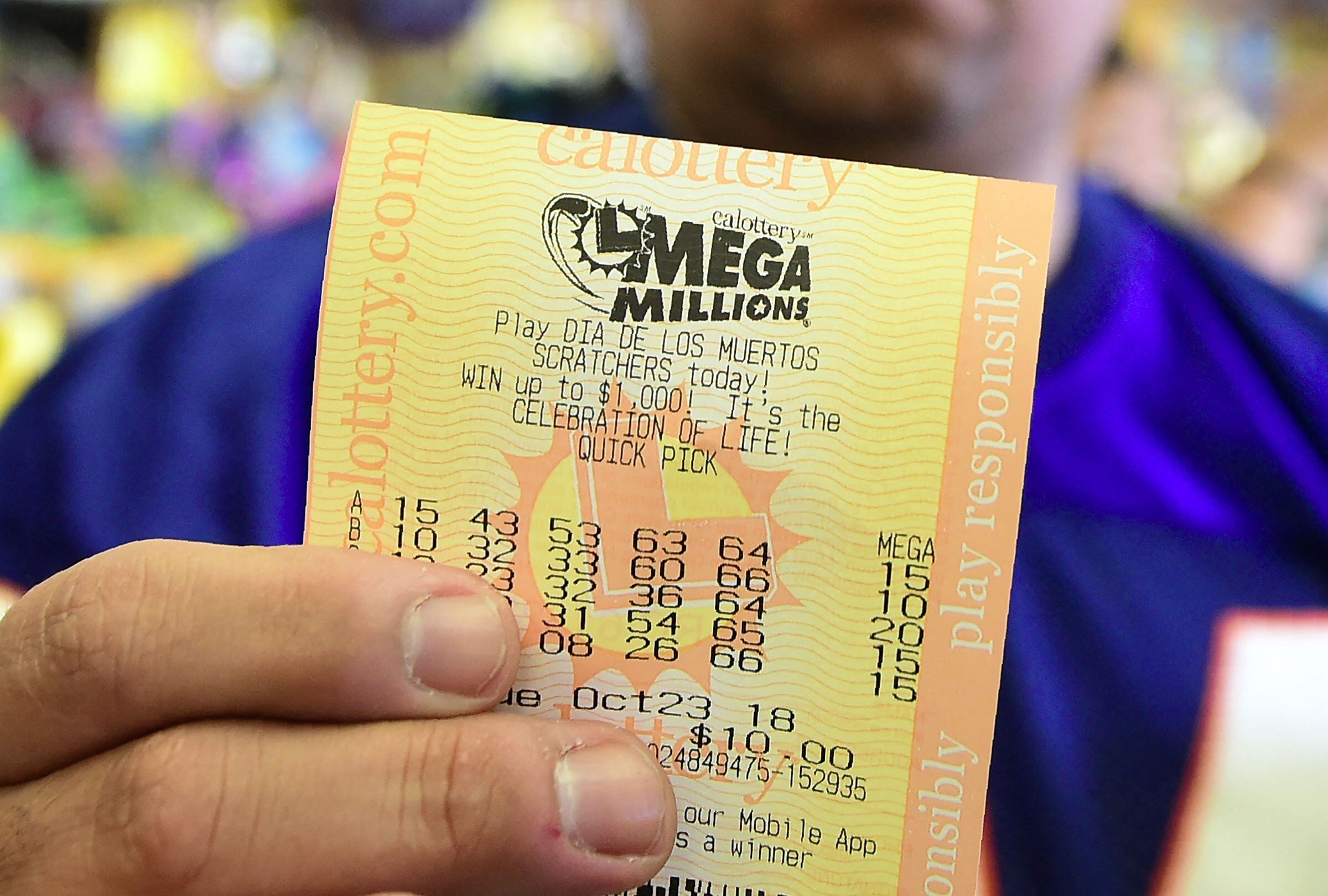 Conoce aquí cómo una persona de Michigan obtuvo su boleto de Mega Millions ganador de $3 millones. (Foto: Frederic J. Brown / AFP)