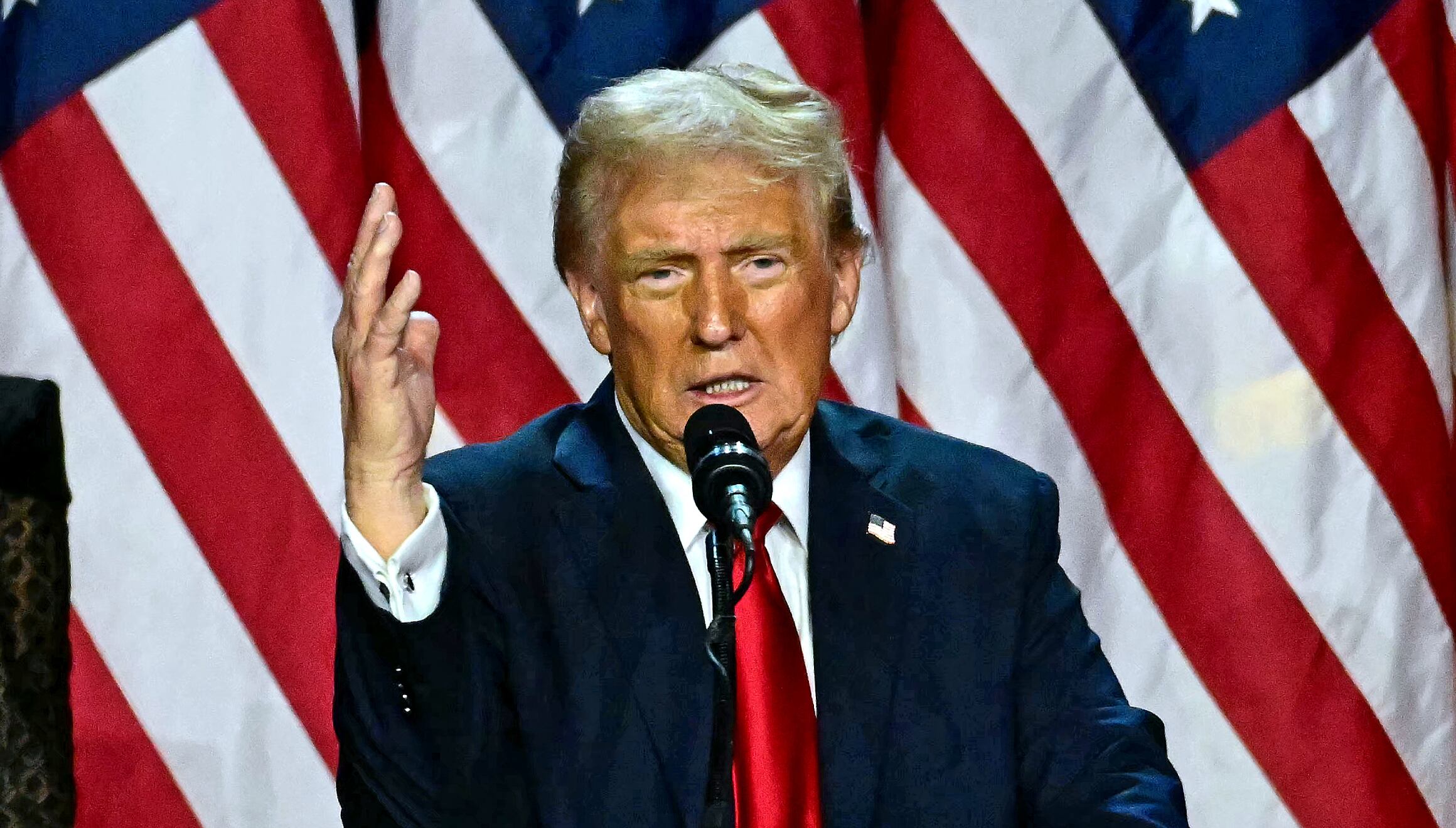 Donald Trump celebrando su victoria en las elecciones para la Presidencia de Estados Unidos en noviembre de 2024 (Foto: AFP)