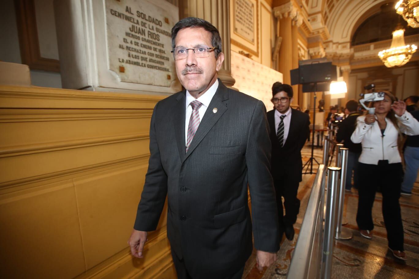 El ministro de Defensa, Jorge Chávez, resaltó que el gobierno viene realizando acciones supervisadas por la presidenta de la República en Lima, en las cuencas del río Rímac, río Chillón y río Lurín. Foto: GEC.