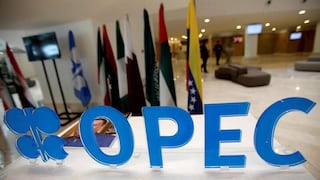 Goldman eleva previsión para Brent, dice que hay “disciplina para el esquisto” tras estrategia OPEP