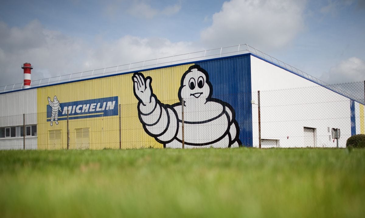 El objetivo global de Michelin es incrementar el peso de los negocios al margen del neumático hasta al menos un 20% de aquí a 2030. (Foto: Jean-Sebastien Evrard / AFP)