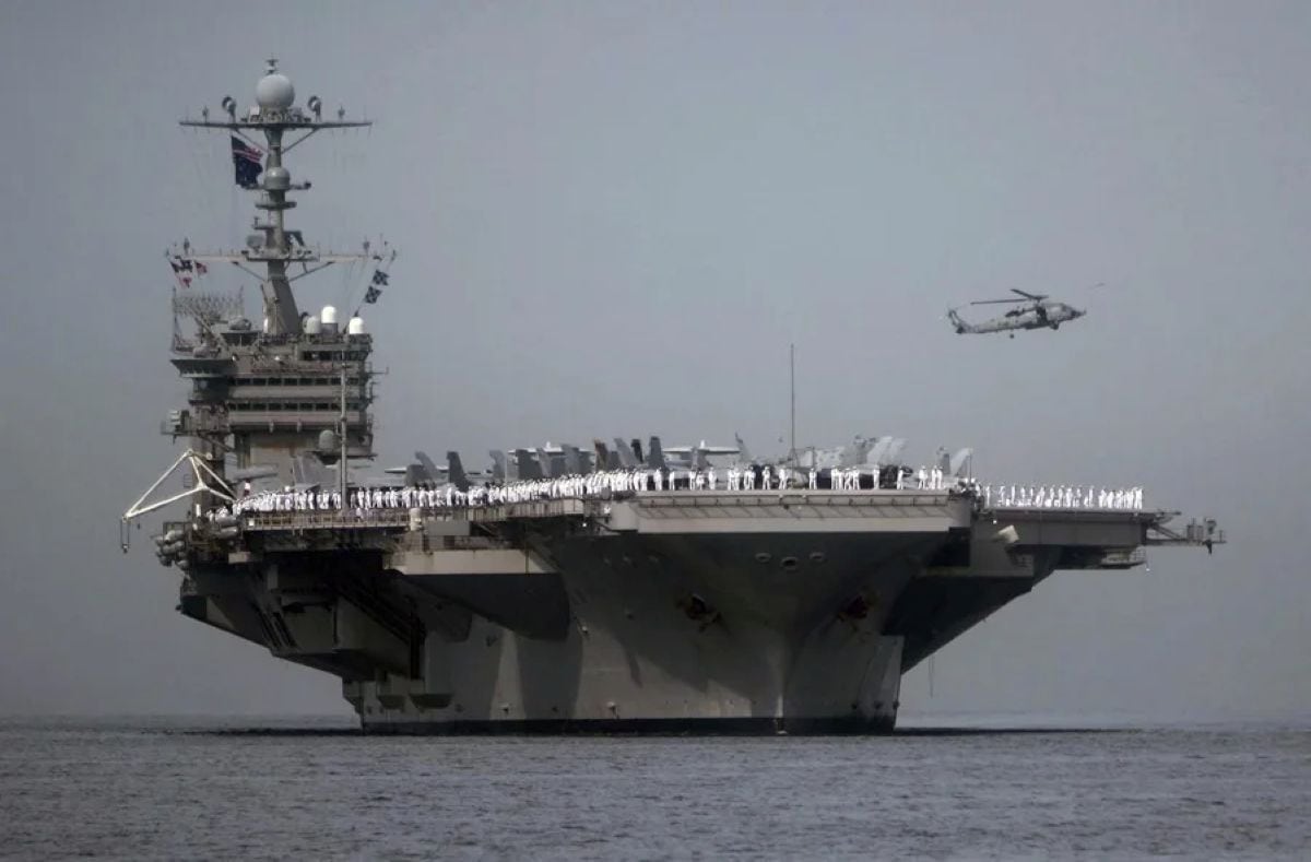 El USS George Washington arribó a Oriente Medio para relevar al USS Abraham Lincoln, desplegado en la región desde hace más de seis meses. Foto: EFE.