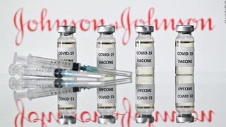 EE.UU. comprará 100 millones de dosis más de la vacuna de Johnson & Johnson