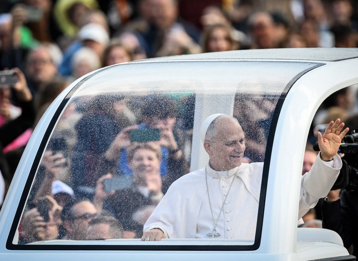 El pontífice participó en la audiencia general en el Vaticano, luego de recibir el alta médica el sábado. (Foto: AFP)