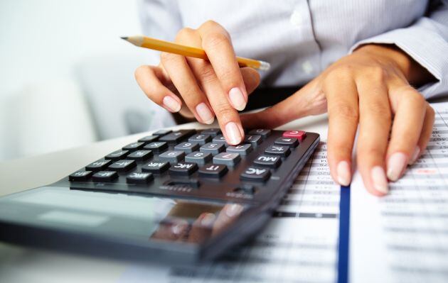 Mujeres muestran mayor inclinación hacia productos crediticios no tradicionales. (Foto: Shutterstock)