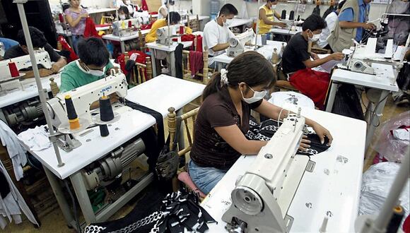 No habrá “paquetazo” normativo contra trabajadores o empleadores, dice el ministro de Trabajo. (Foto: Andina)