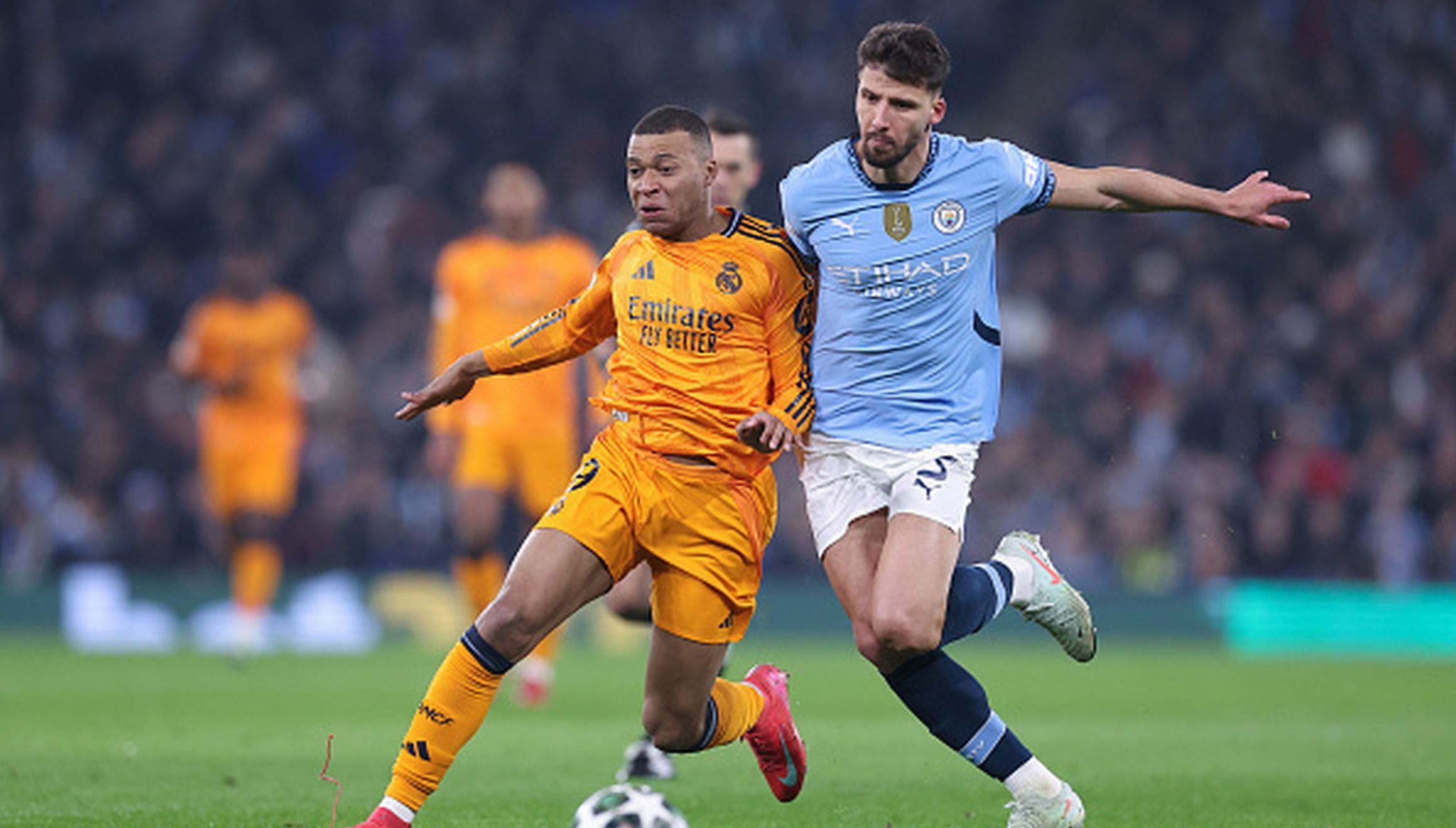 Real Madrid y Manchester City se miden en el Estadio Santiago Bernabéu por la UEFA Champions League. (Foto: Getty Images)