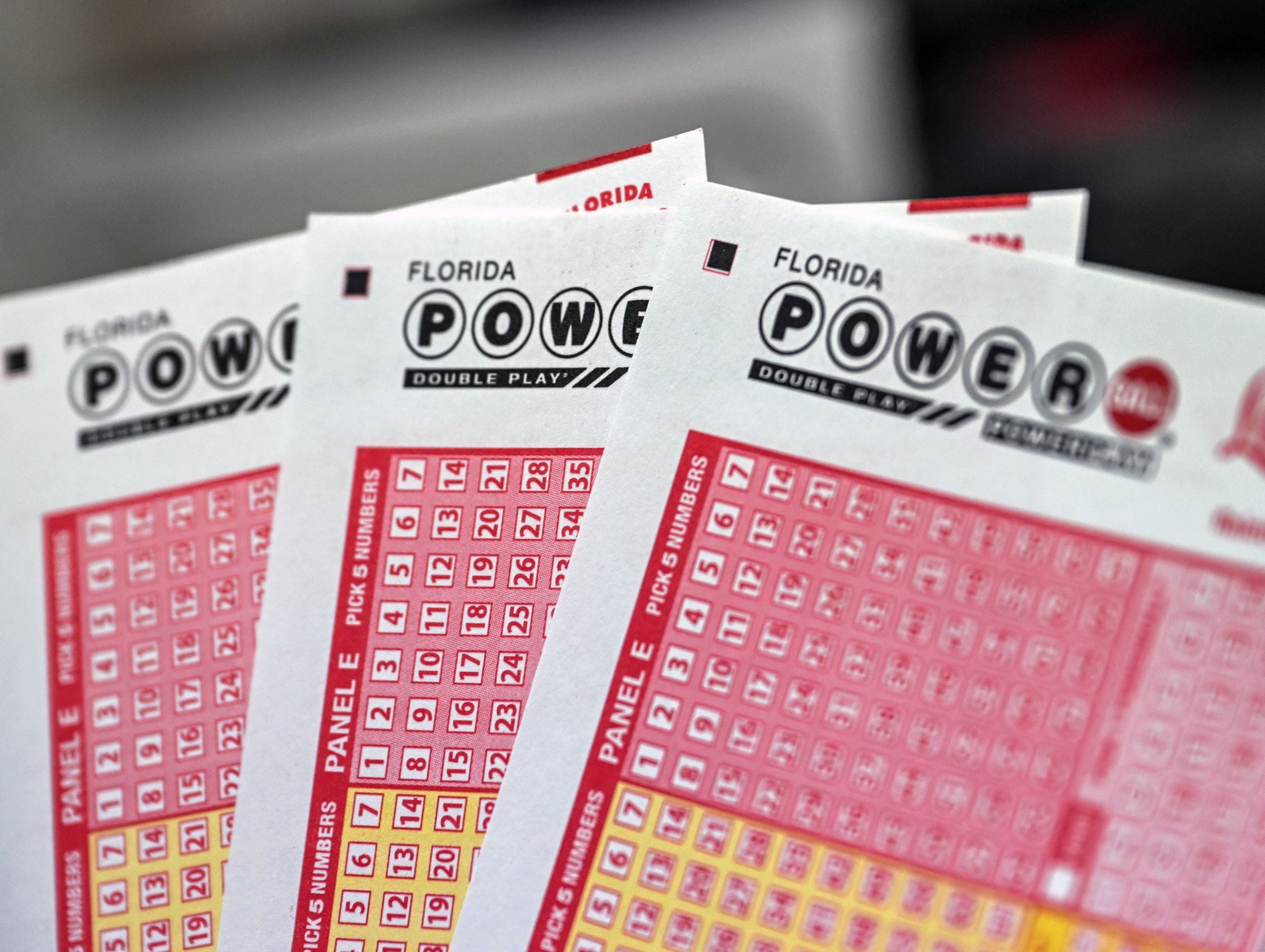 Las fechas de caducidad de los boletos del Powerball suelen variar entre 90 días y un año, dependiendo de la jurisdicción de venta. (Foto: Giorgio Viera / AFP)