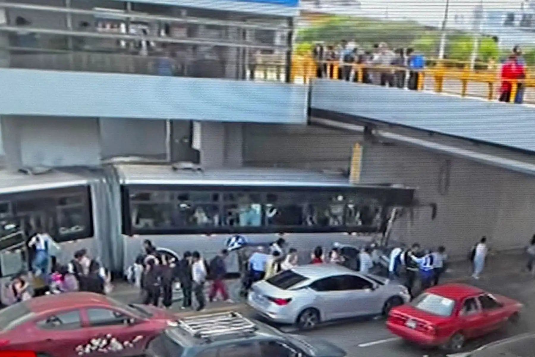 Accidente en la Vía Expresa. (Foto: Difusión)